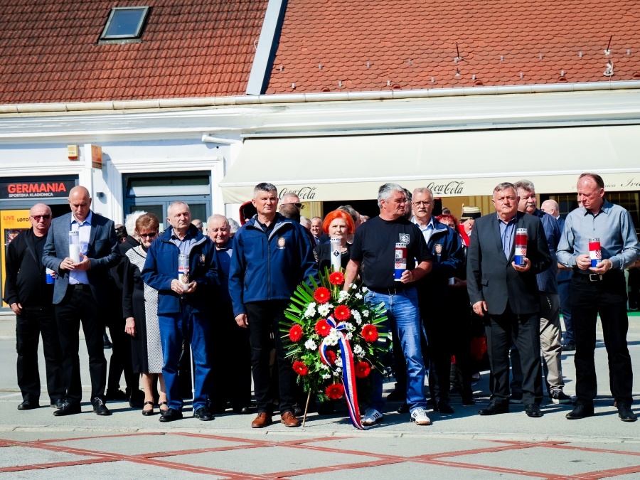 Odana počast hrvatskim braniteljima u prigodi Dana Požeško-slavonske županije