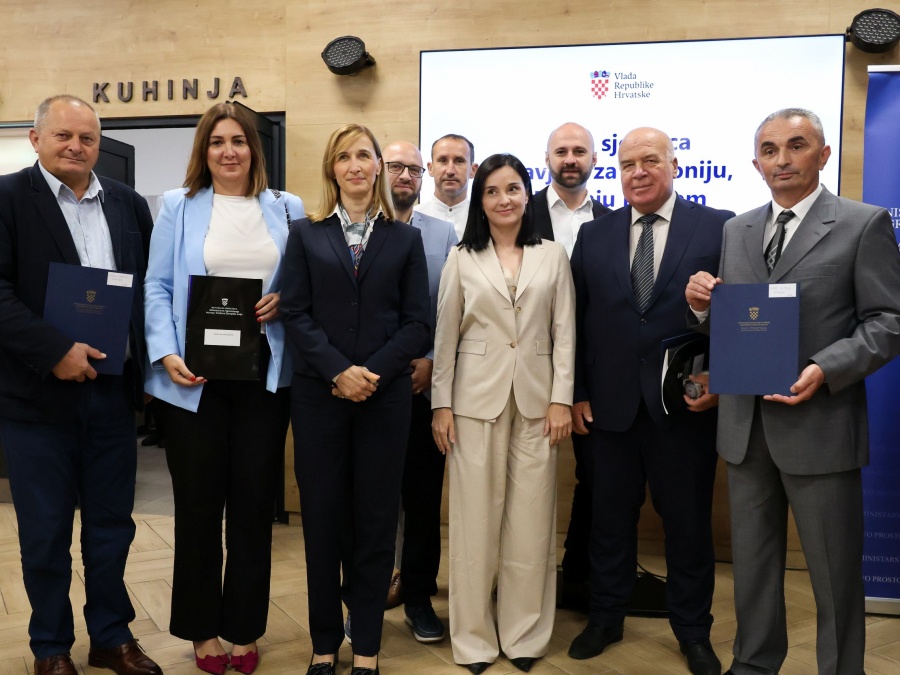 Dodijeljena višemilijunska sredstva za gospodarski i komunalni razvoj Požeško-slavonske županije