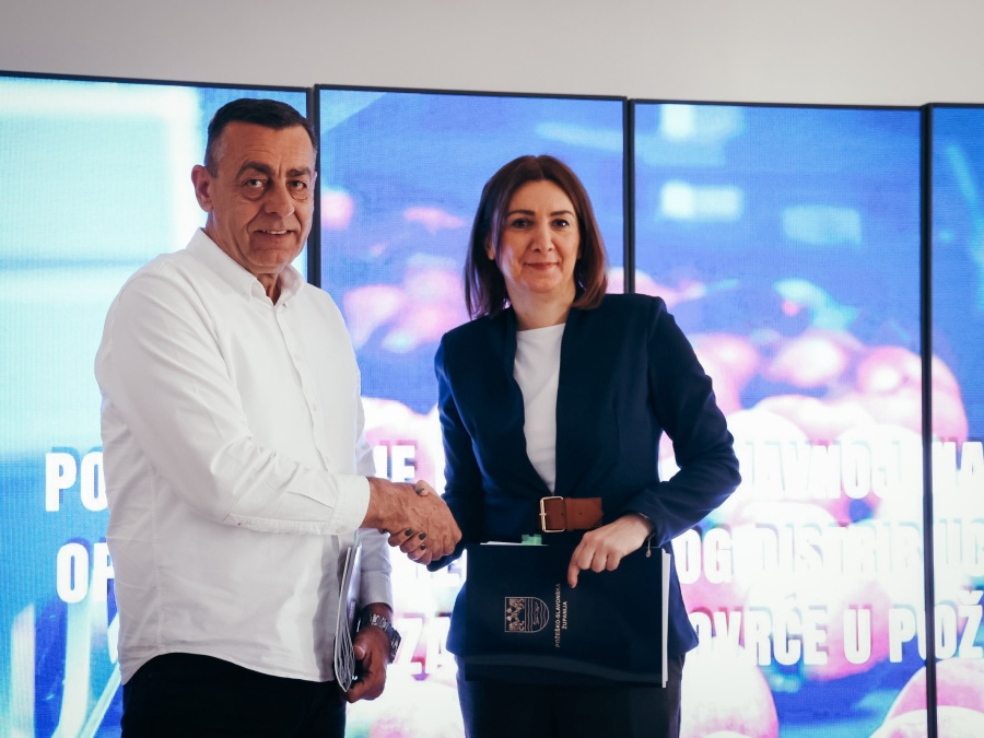 Potpisani ugovori za opremanje hladnjače u Požegi vrijedni 3,3 milijuna eura