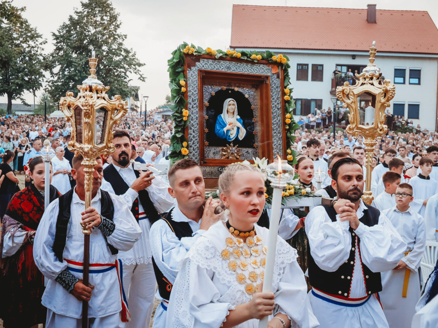 Na blagdan Gospe od Suza brojni vjernici hodočastili u Pleternicu
