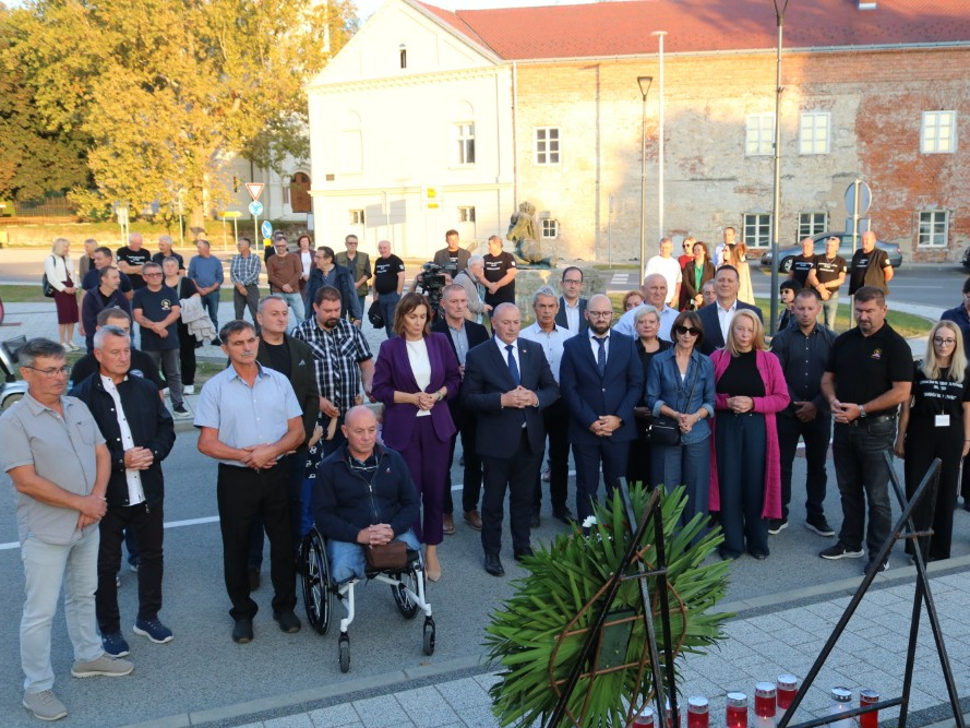 Obilježeno 35 godina od evakuacije pakračke bolnice: U vihoru rata ispisana priča o humanosti