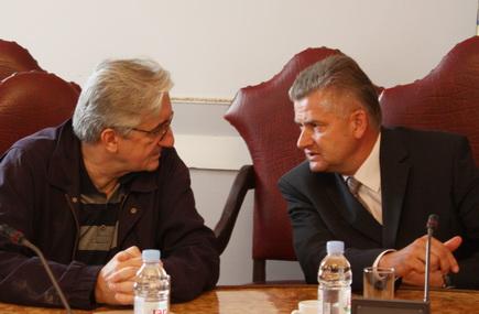 upoznavanje sa sveučilišnim profesorom va mjesta za upoznavanje