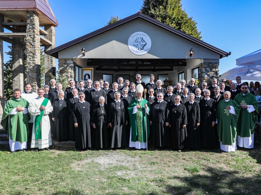 Sedam desetljeća predanog služenja: Sestre Kćeri Božje ljubavi obilježile veliki jubilej u Pleternici