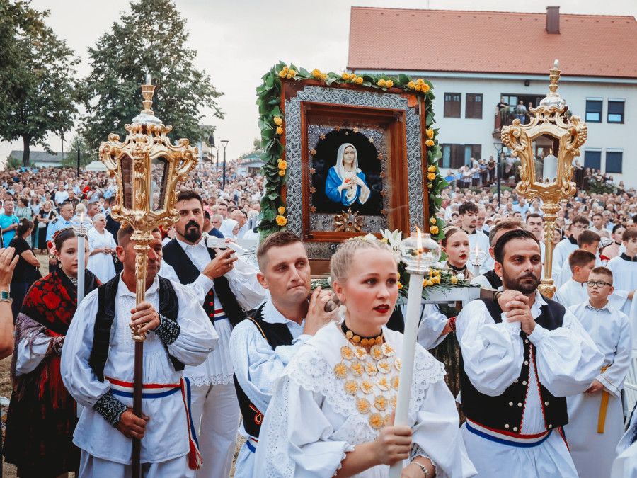 Na blagdan Gospe od Suza brojni vjernici hodočastili u Pleternicu