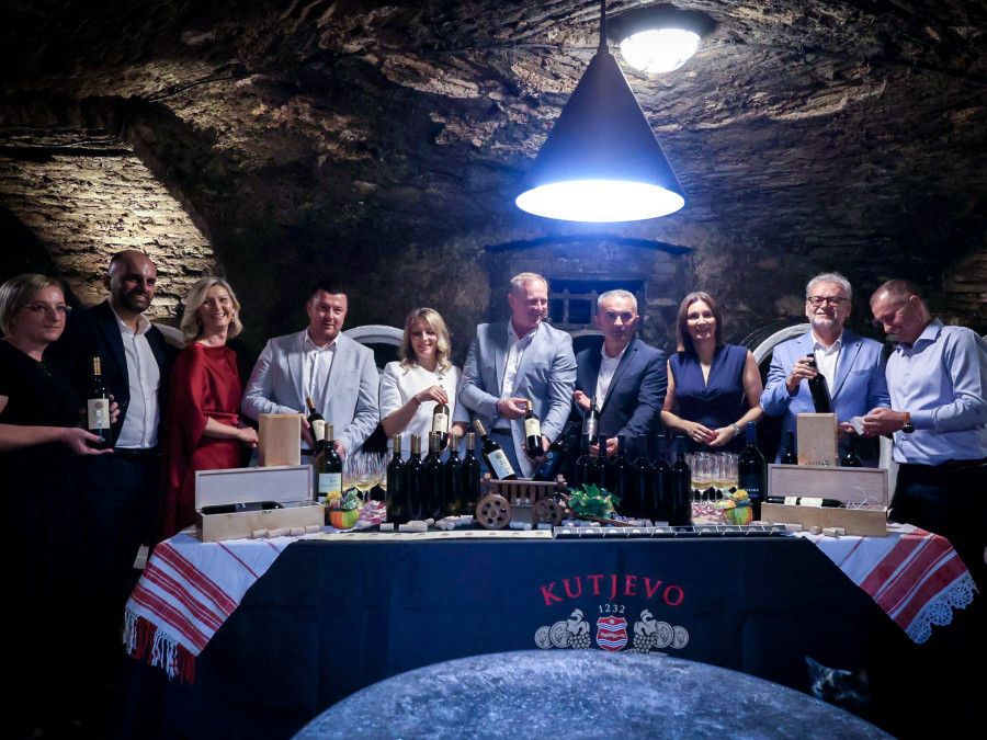 Punjenjem festivalskog vina najavljene Zlatne žice Slavonije 2026.