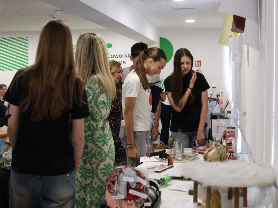 Učenici na kreativan način poručili „ne“ ovisnostima