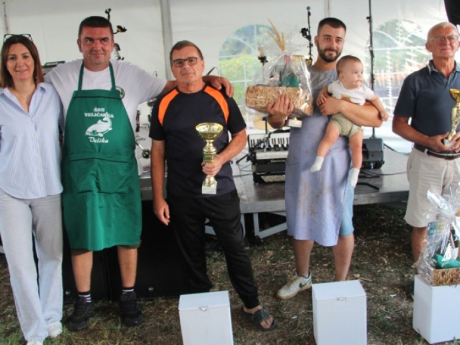 Ribarske večeri i Fišijada u Trenkovu okupile brojne posjetitelje i ljubitelje tradicionalnih slavonskih okusa