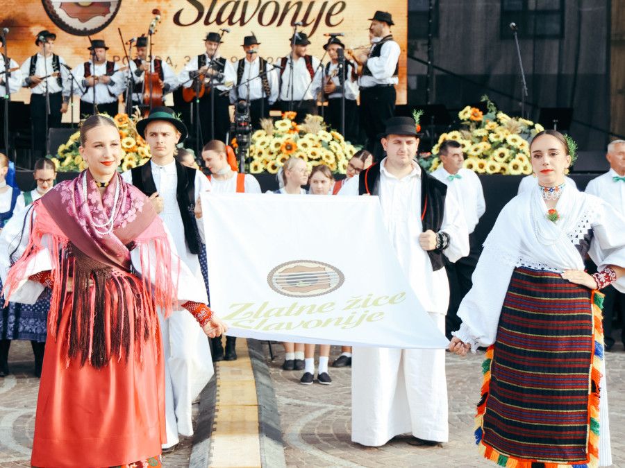 Otvoren 57. festival Zlatne žice Slavonije