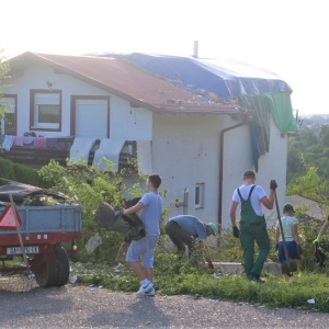 8848e9e079a87bc68318930091393f7a_11_XL