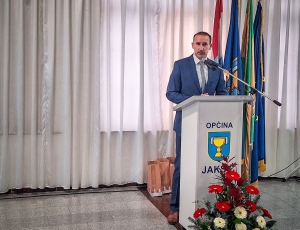 50fa807c-2445-4e23-9ad0-93701d7190f3