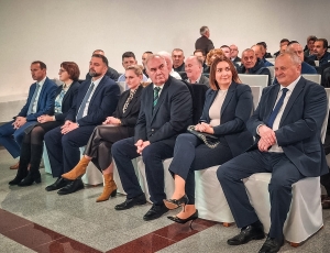 a64c3452-b6fa-4c02-997a-45d24db9d73c