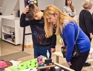 A49C1670-0C16-4E4A-893A-E59C9CFCDB12