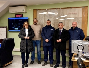 B270B899-34D1-46DE-AA56-411BB115F5D4