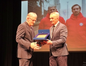 e5e3bc34-9867-45f5-a826-36efbaccc029